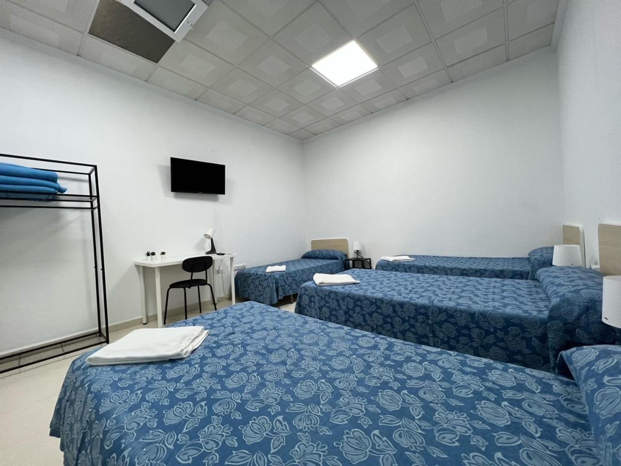 Hostal Kaizen La Nucia Exterior photo